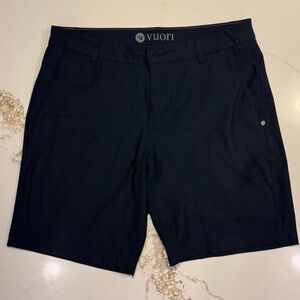 Vuori Meta Short
